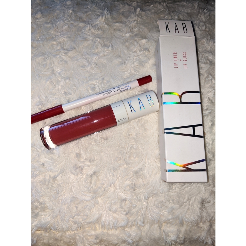 ✨5 for $25✨ Kab lip liner + lip gloss
